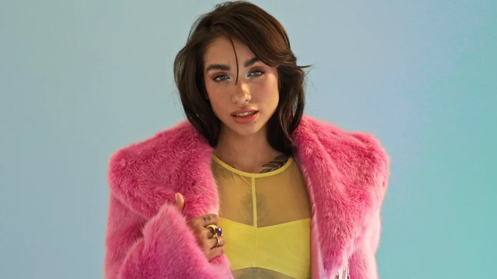 Maria Becerra - Cosmopolitan